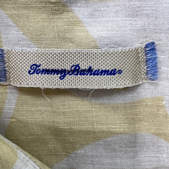Tommy Bahama  100% Linen‎ Camp Shirt Tropical Print Button Up Short Sleeve Large - Picture 3 of 10